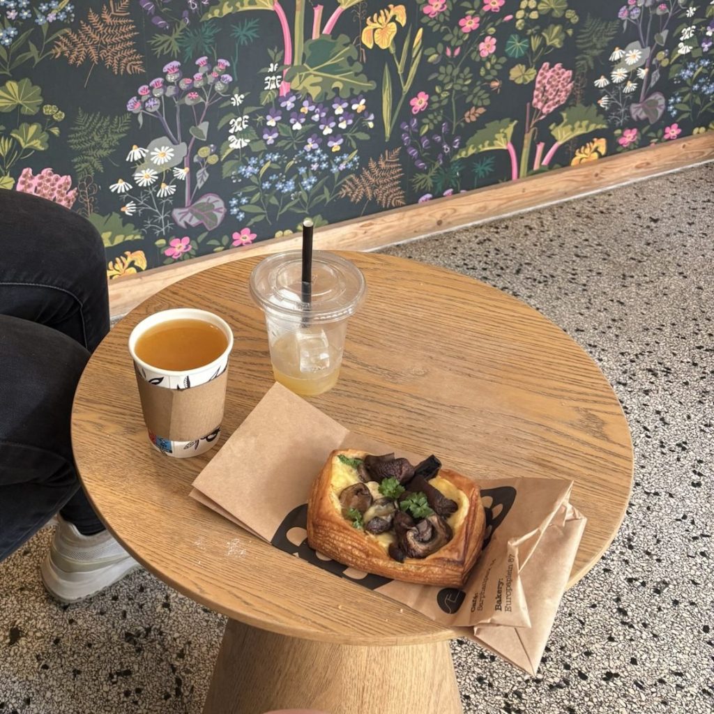 scandinavian embassy amsterdam