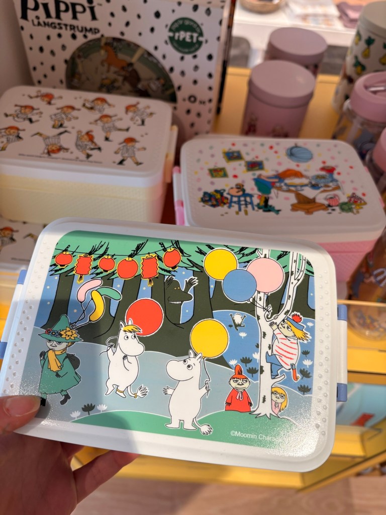 pippi moomin tableware sweden